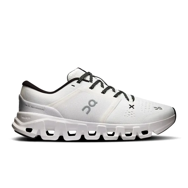 On Cloud X 5 Women’s White/Black